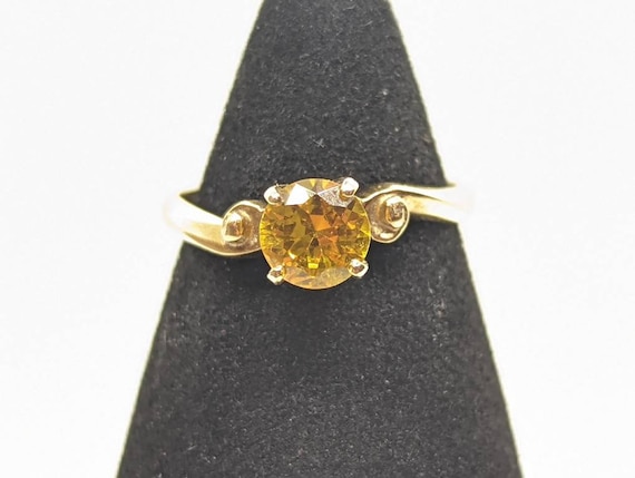10k Round Sapphire Yellow Sapphire Ring. Yellow Sapphire Solitaire Ring. St(97/75)
