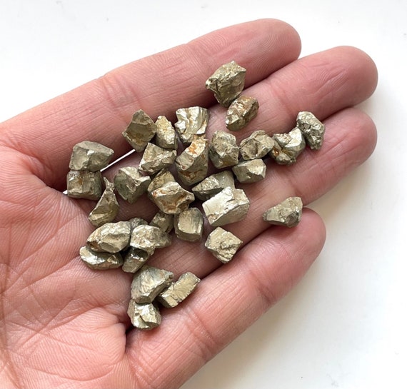 30pcs~natural Raw Pyrite Rough Crystals Gemstone 8x11mm Raw Pyrite Loose Gemstone Healing Crystals August Birthstone Wholesaler Gift For Her