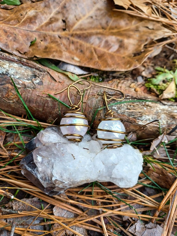 Angel Aura Rose Quartz Earrings/crystal Ball Earrings/fidget Earrings/pewter Earrings/unconditional Love/healing Stone/leo Heartstone