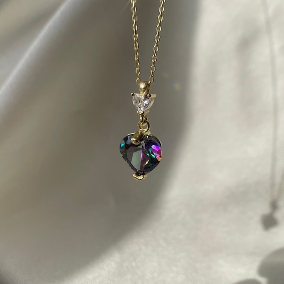 Changing Color Gold Alexandrite Necklace - Multicolor Heart Shaped Alexandrite Pendant - June Birthstone Necklace - Dainty Bridesmaid Gift