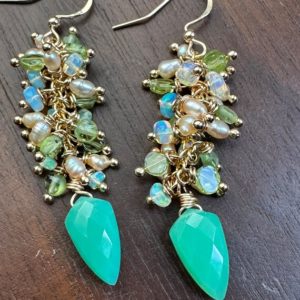 Shop Chrysoprase Earrings! Chrysoprase earrings | Natural genuine Chrysoprase earrings. Buy crystal jewelry, handmade handcrafted artisan jewelry for women.  Unique handmade gift ideas. #jewelry #beadedearrings #beadedjewelry #gift #shopping #handmadejewelry #fashion #style #product #earrings #affiliate #ad