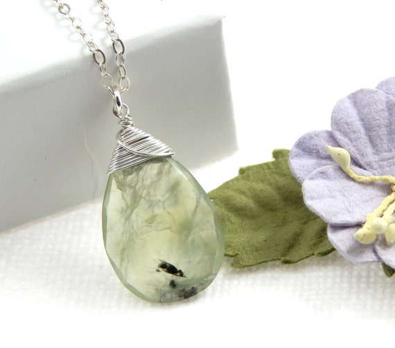 Prehnite Necklace,green Prehnite Necklace,prehnite Pendant Necklace,prehnite Jewelry,natural Prehnite Necklace
