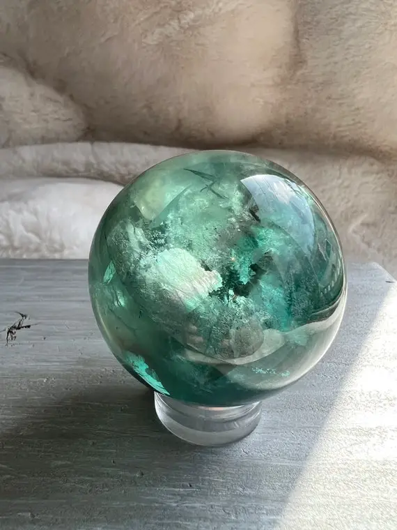 Premium Green Ice Fluorite Sphere W/ Reiki Energy (ocean Colored, Beach Decor Theme)| Positive Energy | Intuition Crystal | Balance | Ground
