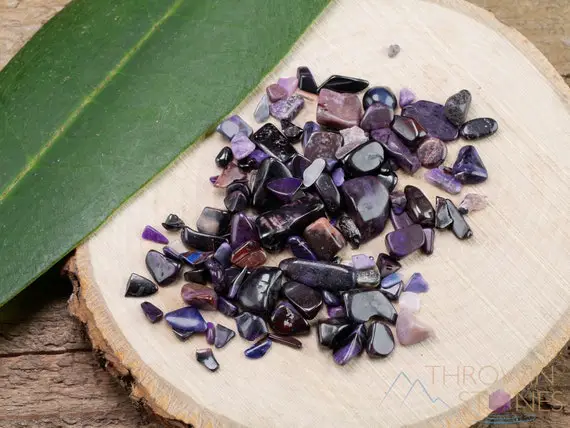 Sugilite W Manganese Crystal Chips - Small Crystals, Gemstones, Jewelry Making, Tumbled Crystals, E1235