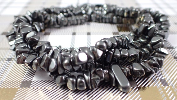 1 Full Strand Natural Hematite Crystal Beads - Small Rounded Chip Beads - Silver Gray Bright Metallic Hematite Chip Beads #s7307