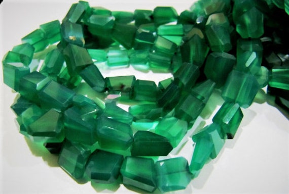 Aaa Quality Laser Cut Green Onyx Beads / Nugget Shape Green Chalcedony Beads 10 To 12 Mm Strand 10 Inches Long  Semi Precious Gemstones