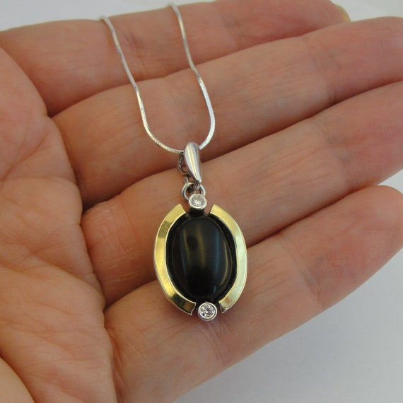 Two Tome  9k Yellow Gold And Sterling Silver 925 Onyx Pendant, Oval Necklace, Black Stone Pendant, Pendant With Chain, Mix Metal (ms P 1540)