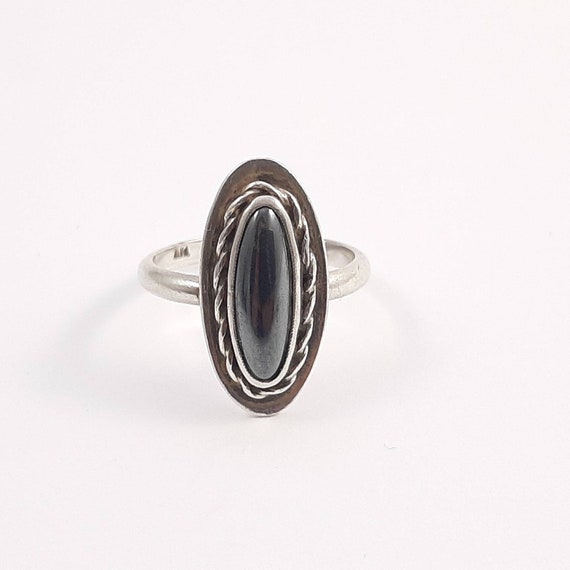 Vintage Sterling Silver And Hematite Ring, Black Stone Ring, Us Size 6 And 1/2 Ring, 925 Silver