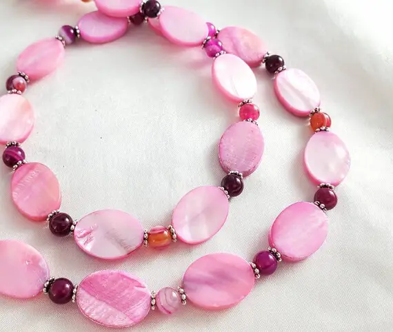 Bright Magenta / Hot Pink Mother Of Pearl Ovals & Striped Agate Long Necklace. Fuschia Banded Gemstones And Shells.