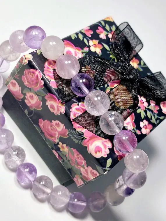 Stylish, Chic Look Lavender Genuine Amethyst Bracelet On Stretch Cord 8 Mm Beads Goes With A Beautiful Gift Box