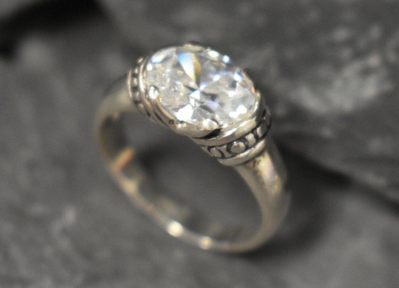 Bohemian Ring, Diamond Ring, Created Cz Diamond, Vintage Ring, Tribal Ring, Sparkly Ring, Solitaire Ring, Horizontal Ring, 925 Silver Ring