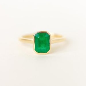 Emerald Gold Ring | Emerald Engagement Ring | Green Emerald Ring | Bezel Set Ring | Green Stone Ring [The Yves Ring] | Natural genuine Array jewelry. Buy handcrafted artisan wedding jewelry.  Unique handmade bridal jewelry gift ideas. #jewelry #beadedjewelry #gift #crystaljewelry #shopping #handmadejewelry #wedding #bridal #jewelry #affiliate #ad