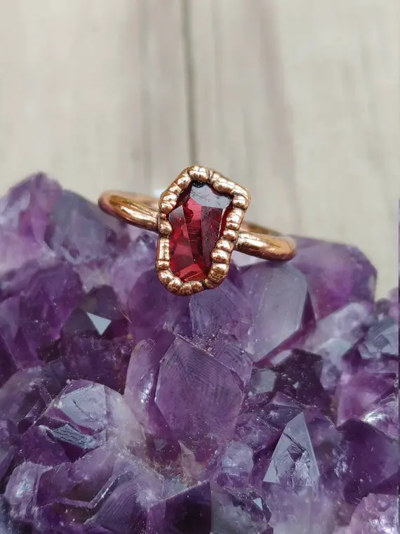 Red Garnet Copper Ring/ Faceted Garnet Ring/ Copper Electroformed Gemstone Ring/ Crystal Ring/ Unique Stone Ring/ Real Garnet/ Size 6.5