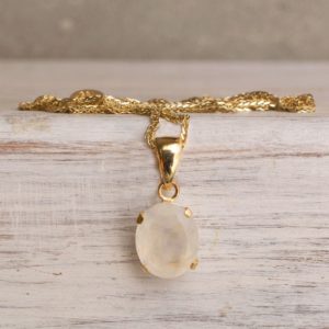 Moonstone Pendant Necklace, Oval Shaped Moonstone Necklace, 14K Gold Pendant Necklace, Solid Gold Necklace For Women, Real Gold Necklace | Natural genuine Moonstone pendants. Buy crystal jewelry, handmade handcrafted artisan jewelry for women.  Unique handmade gift ideas. #jewelry #beadedpendants #beadedjewelry #gift #shopping #handmadejewelry #fashion #style #product #pendants #affiliate #ad