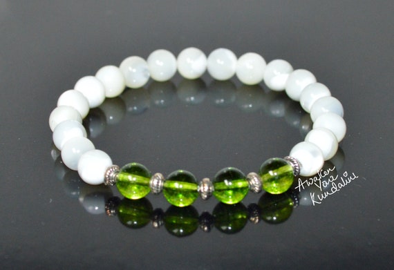 Peridot And Mother Of Pearl Bracelet, Healing Crystal Peridot & Pearl Bracelet For Men And Women