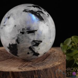 Rainbow Moonstone Crystals & Stones