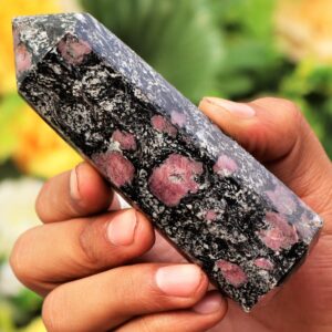 Spinel Points & Wands Spinel Points & Wands