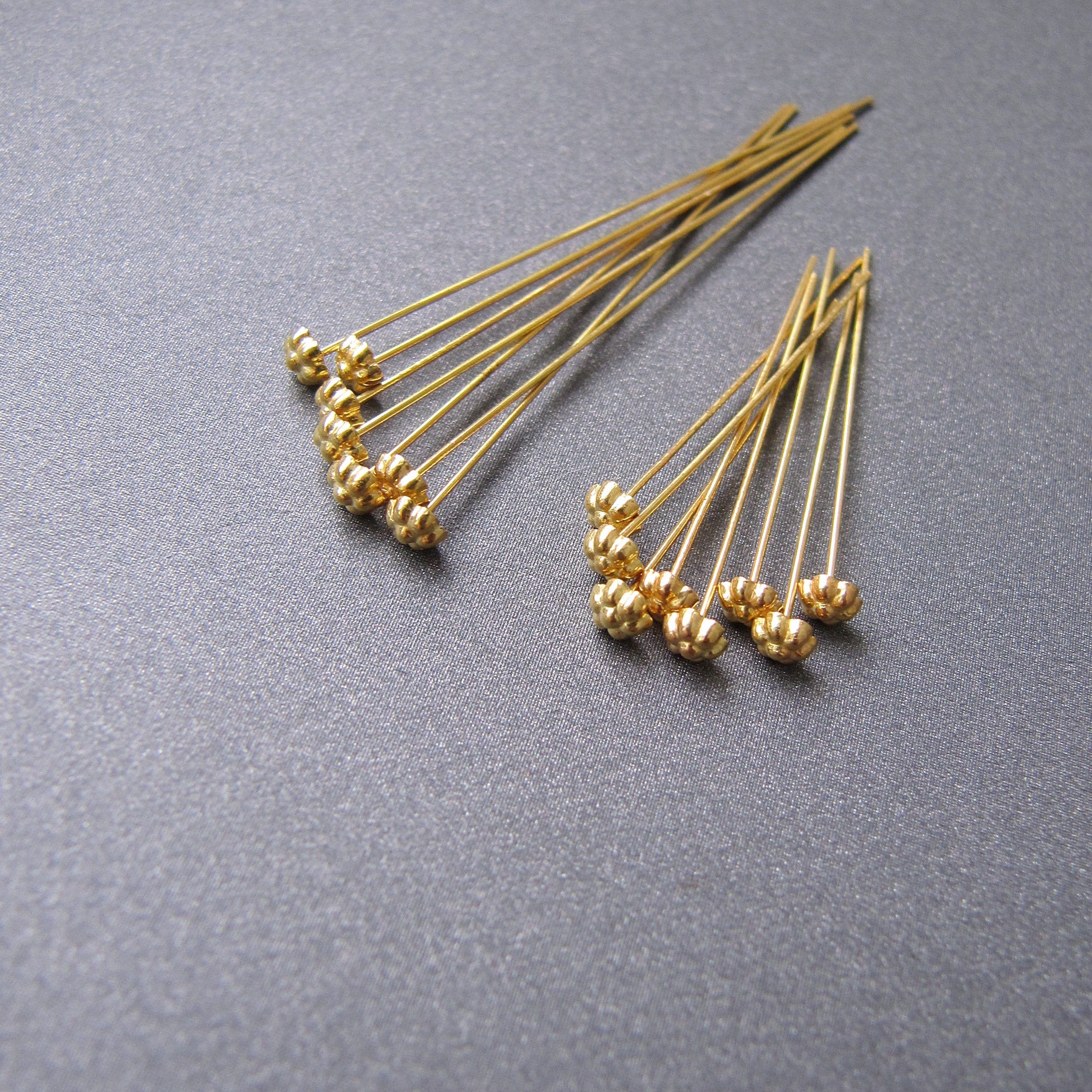 18k Gold Flower Head Pin • 2.75x1.40mm Convex Cap • 26ga / 24ga Wire • 1 / 1.6inch • Solid 18 Carat Yellow Gold • Jewellery Making Supplies 18k Gold Flower Head Pin • 2.75x1.40mm Convex Cap • 26ga / 24ga Wire • 1 / 1.6inch • Solid 18 Carat Yellow Gold • Jewellery Making Supplies