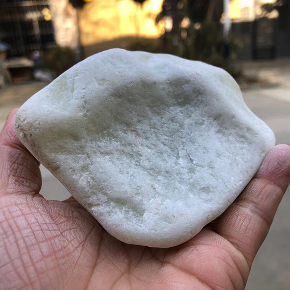 402g  Natural Green Jade Raw Stone Ore Specimen Feng Shui Lucky Stone Meditation Metaphysical Gift Healing Crystals Genuine Nephrite  Jade