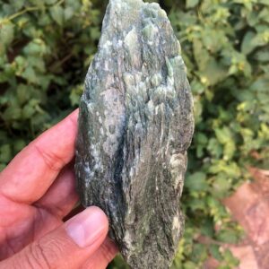 530g Natural Nephrite Jade Raw Stone Green Gemstone Rough Specimen Healing Crystal Collector Mineral 530g Natural Nephrite Jade Raw Stone Green Gemstone Rough Specimen Healing Crystal Collector Mineral