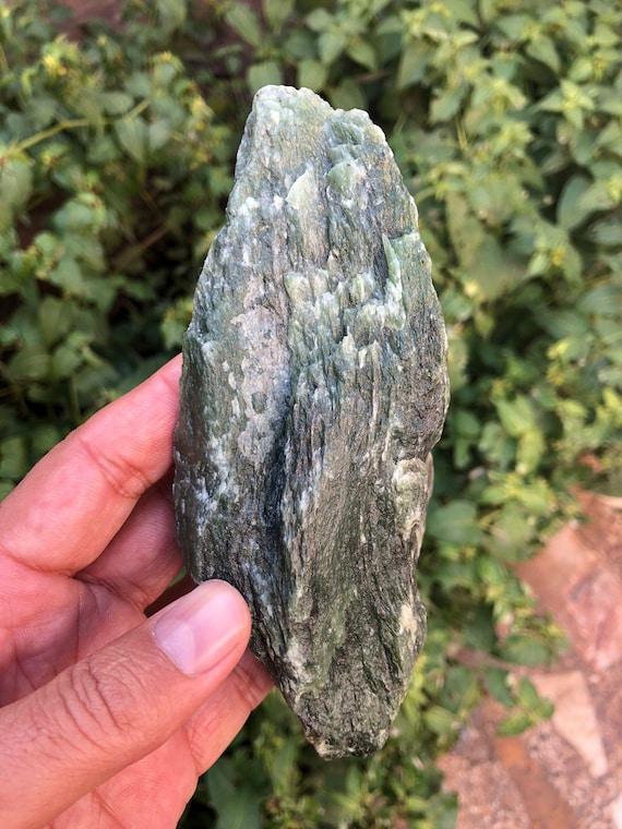 530g Natural Nephrite Jade Raw Stone Green Gemstone Rough Specimen Healing Crystal Collector Mineral