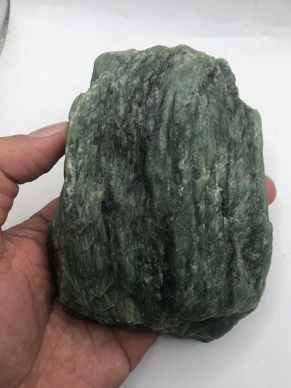680g Natural Green Nephrite Jade Raw Stone - Collector's Mineral Specimen