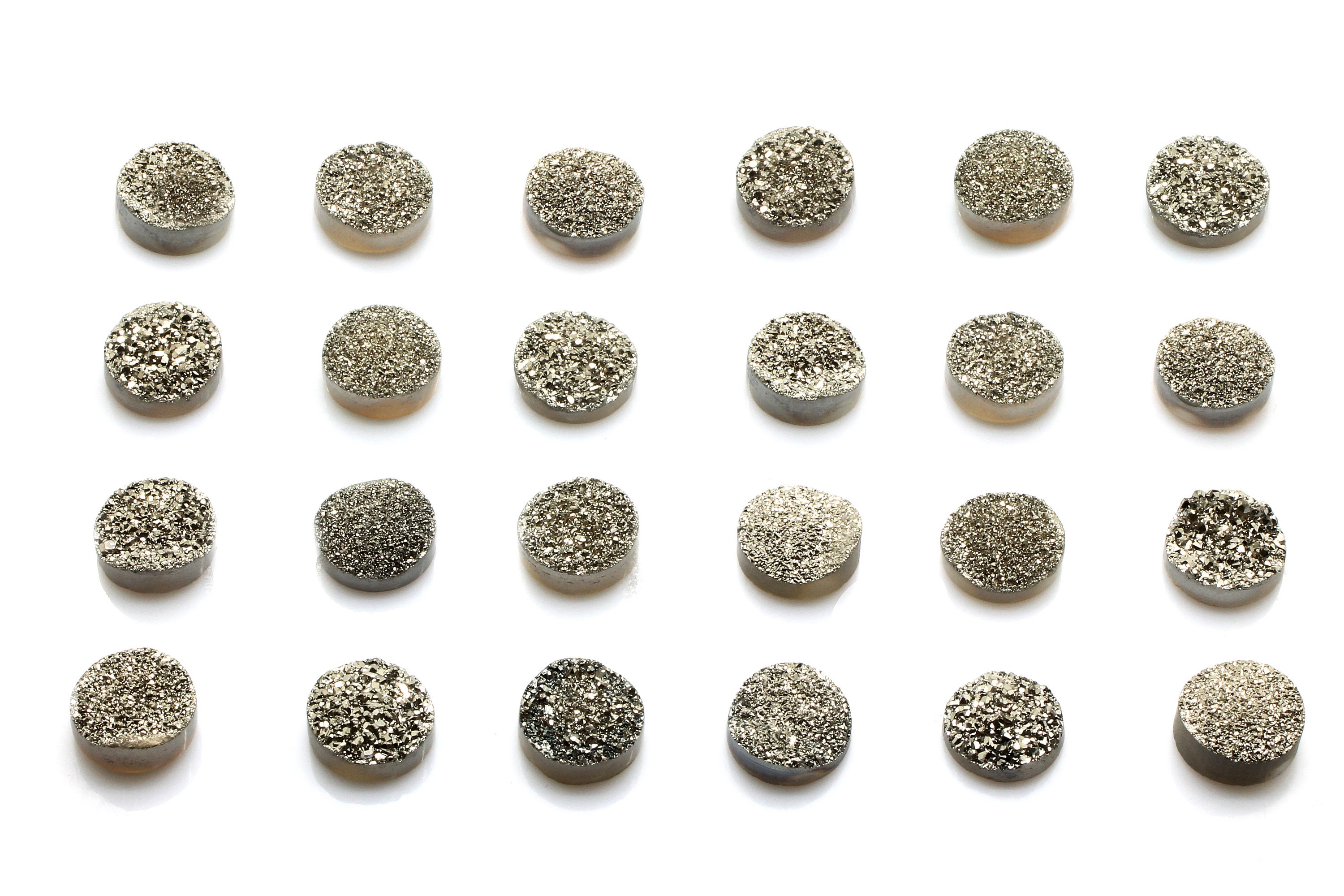 Silver Druzy Cabochons,druzy Gemstone Cabcohons,gray Druzy,silver Agate Druzy,agate Cabochons,round Cabochons, Aa Quality - 1 Stone Silver Druzy Cabochons,druzy Gemstone Cabcohons,gray Druzy,silver Agate Druzy,agate Cabochons,round Cabochons, Aa Quality - 1 Stone