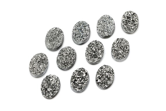 Silver Agate Druzy Cabochon: Oval Gray Gemstone (10x14mm)