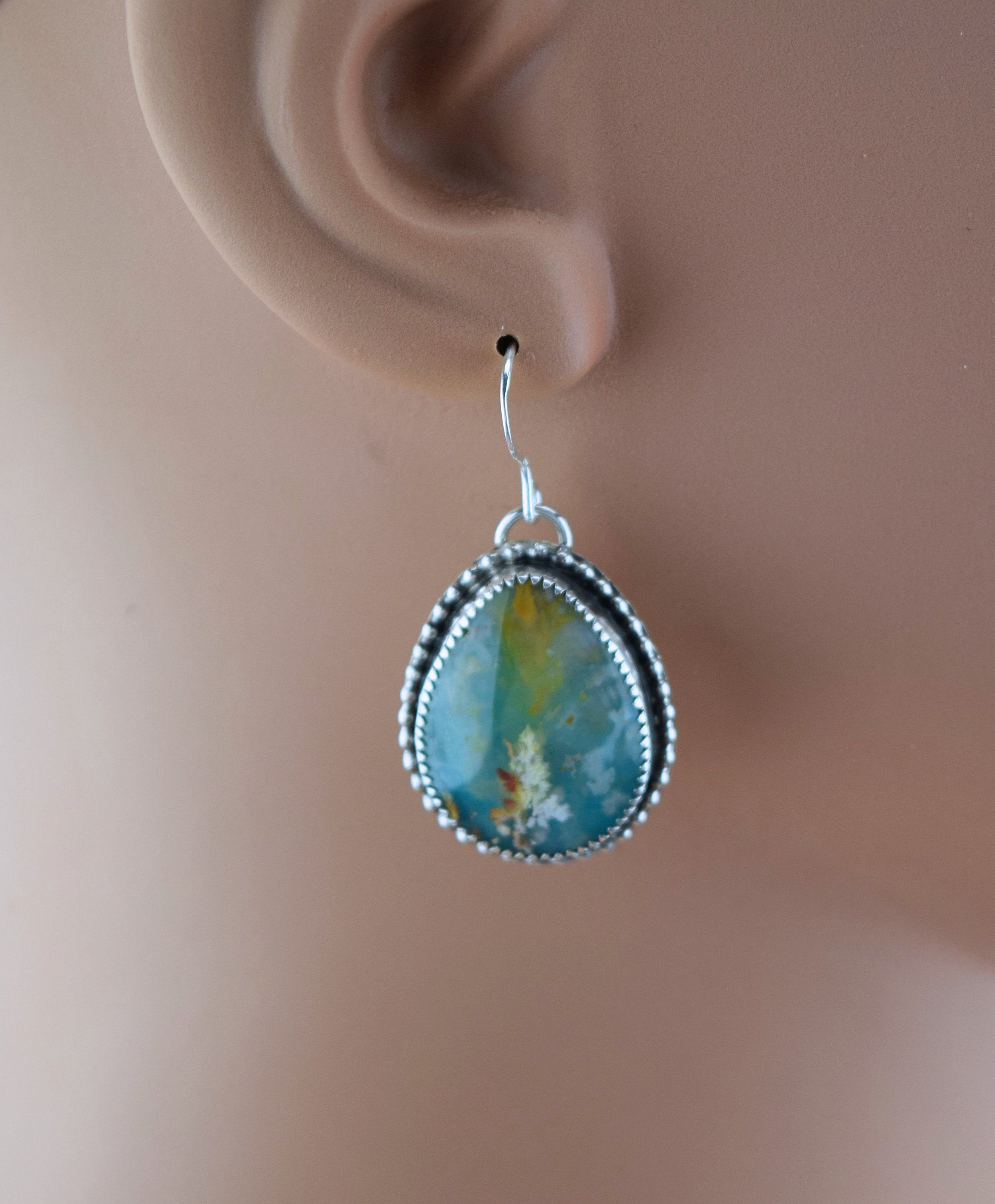 Handcrafted Sterling Silver Regency Plume Agate Earrings