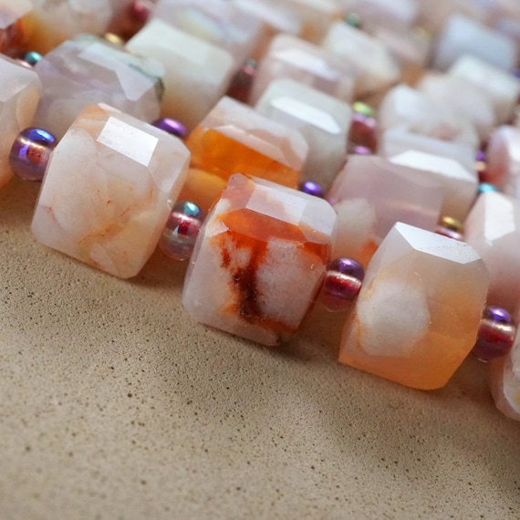 Sakura Agate Beads (cube)(faceted)(8mm)(15"strand)
