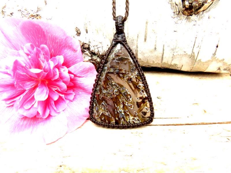 Christmas Gift Ideas, Turkish Agate Macrame Necklace, Agate Necklace, Agate Gemstone, Rare Agates, Gift Ideas For The Rock Collector