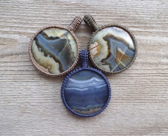 Statement Natural Gray Agate Macrame Pendant Necklace, Large Big Round Stone Pendant Stone, Gemstone Pendants Statement Natural Gray Agate Macrame Pendant Necklace, Large Big Round Stone Pendant Stone, Gemstone Pendants
