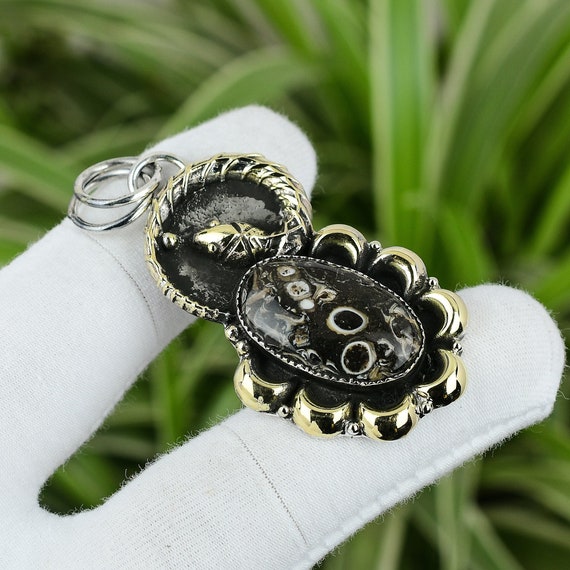 Turritella Agate Snake Pendant: 925 Sterling Silver, 18k Gold Plated