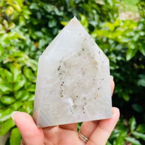 XL Agate Druzy Crystal Point: Natural Geode Quartz Cluster (212.43G)