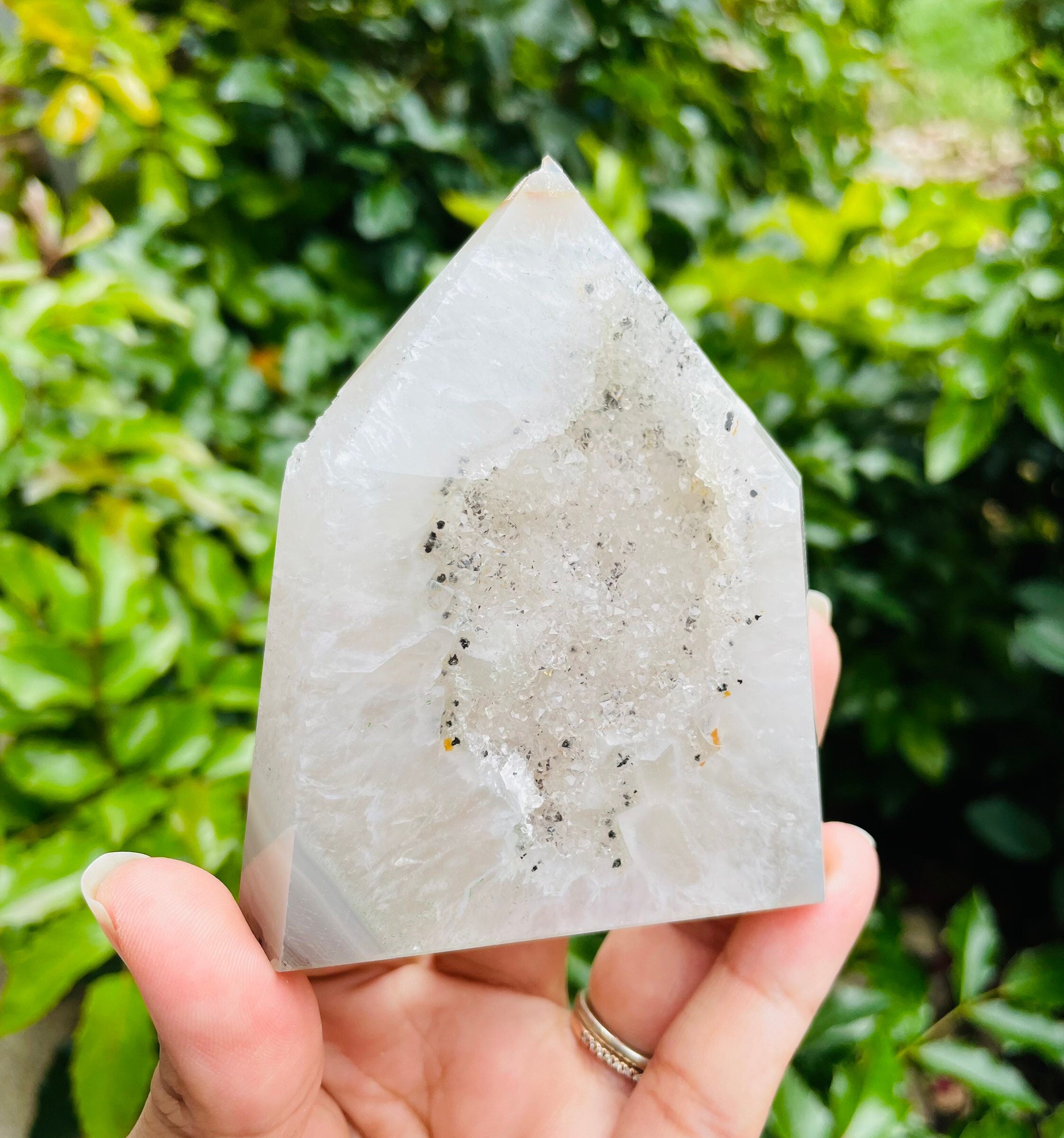 Xl Agate Druzy Crystal Point: Natural Geode Quartz Cluster (212.43g)
