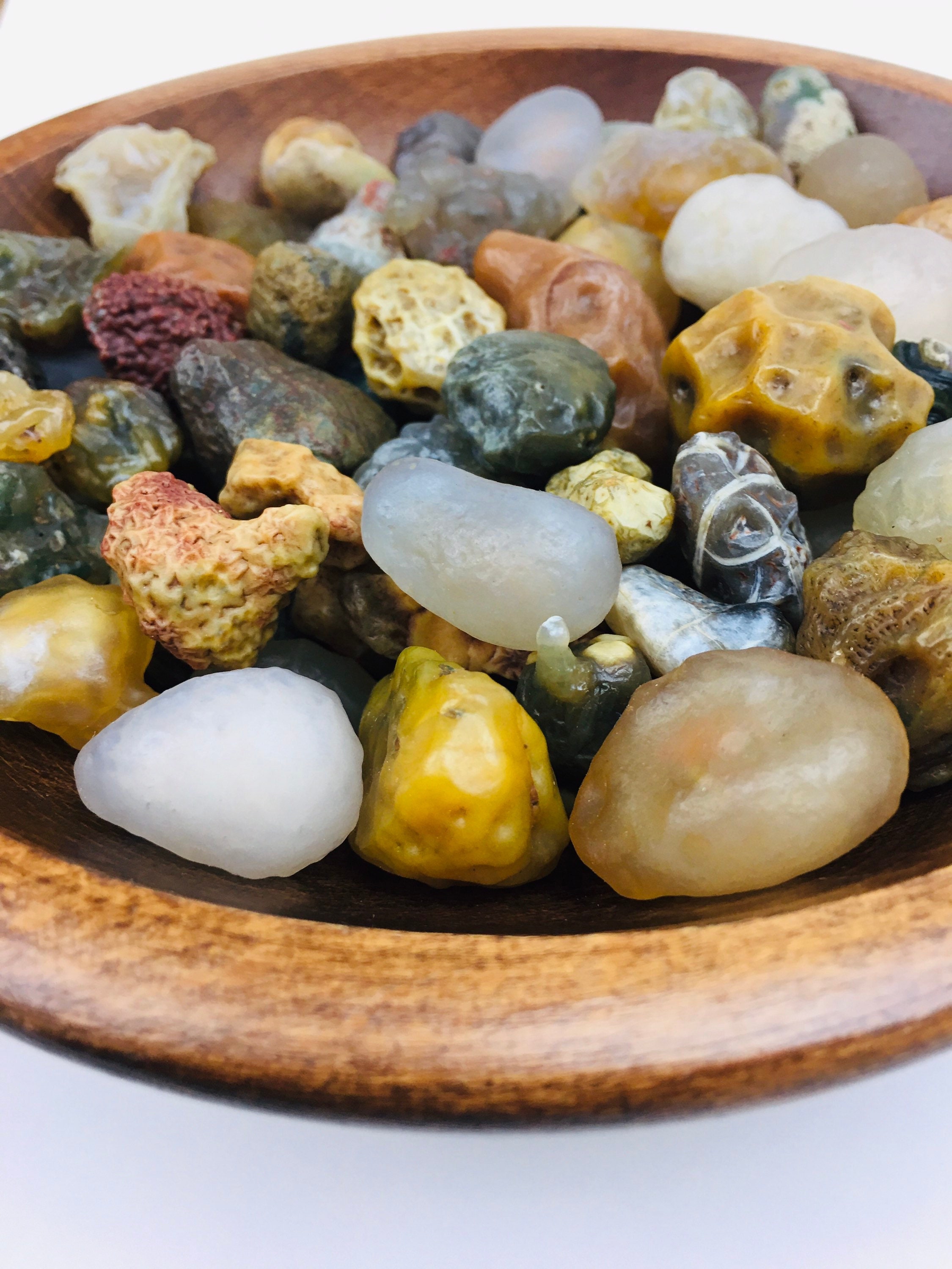 Gobi Eye Agate: Raw Mongolian Gemstone, Earth Tone Crystal
