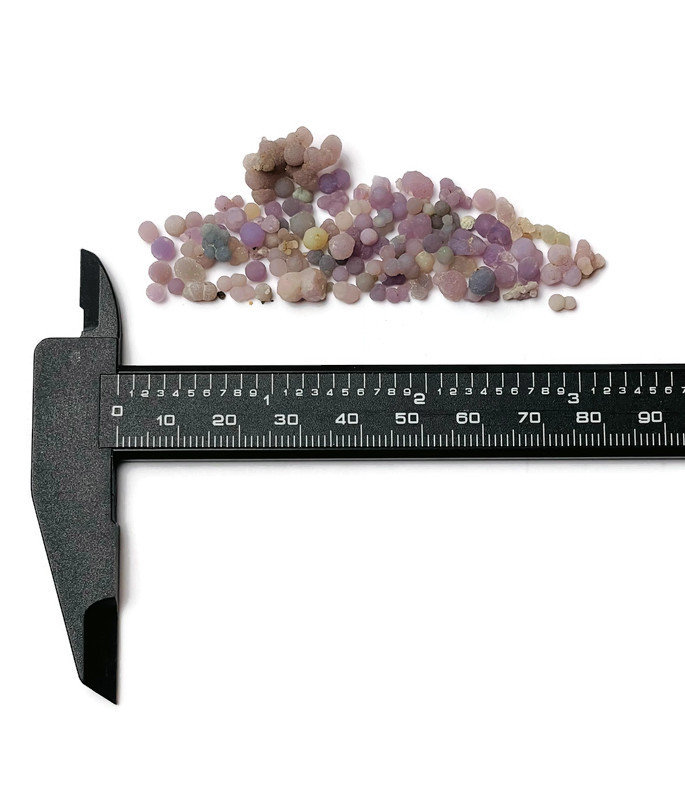 Raw Grape Agate Stone Lot: Light Gray Purple Crystals (8g)
