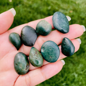 Rough Green Gobi Agate Stone: Mongolia Desert Gemstone (15-30mm)
