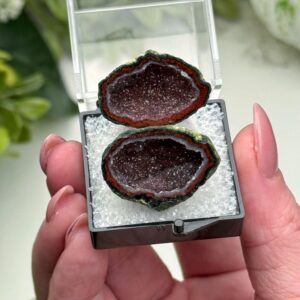 Tabasco Agate Geode | 19g | - #1 (raw Purple Crystal Specimen, All Chakras, Healing Stone, Balance)