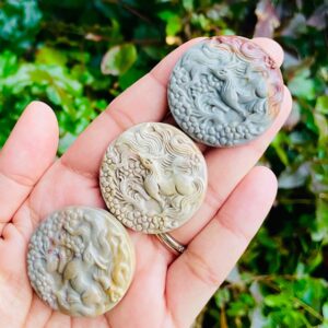 Carved Alashan Agate Fox Disc: Chinese Gemstone