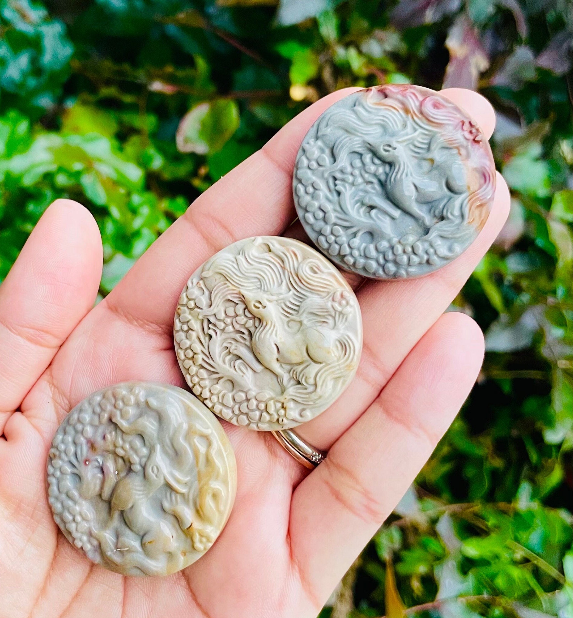 Carved Alashan Agate Fox Disc: Chinese Gemstone