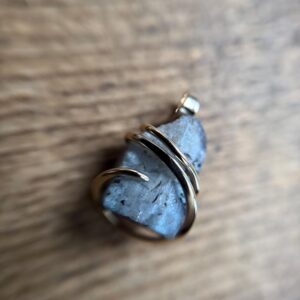 Alexandrite in 14k gold pendant