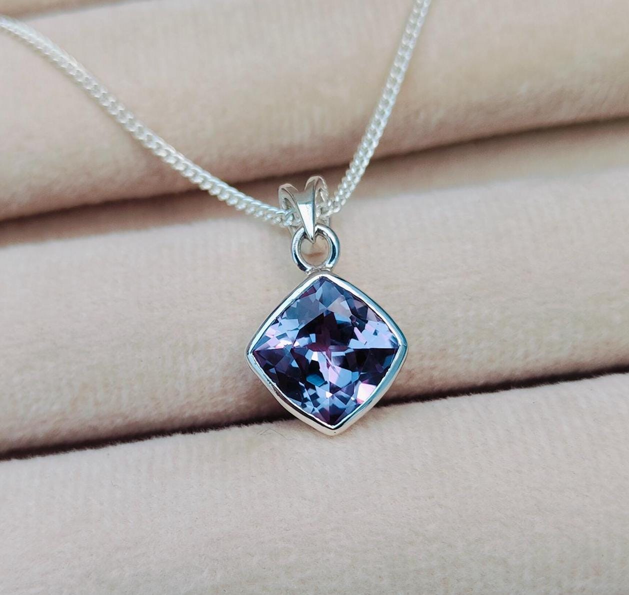 Alexandrite Pendant, Alexandrite Necklace, Cushion Cut Alexandrite Pendant With Chain, 925 Sterling Silver, Color Change Stone Pendant Alexandrite Pendant, Alexandrite Necklace, Cushion Cut Alexandrite Pendant With Chain, 925 Sterling Silver, Color Change Stone Pendant