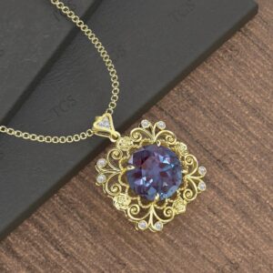 Vintage Alexandrite Floral Style Necklace For Women Art Deco Filigree Wedding Necklace 925 Alexandrite Statement Pendant Anniversary Gift