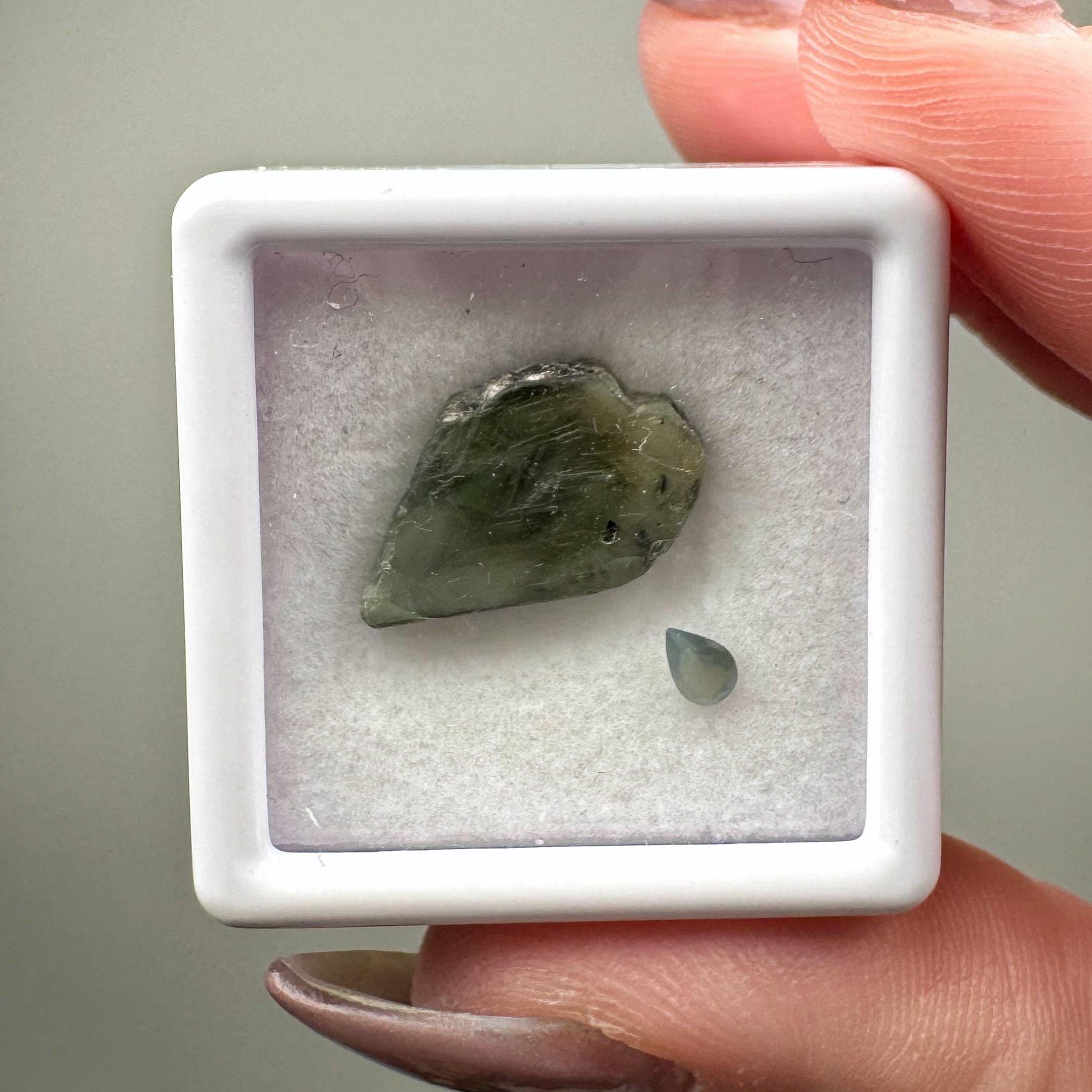 Alexandrite Set | Raw & Polished | - #6 (raw Green Crystal Specimen, Crown Chakra, Healing Stone)