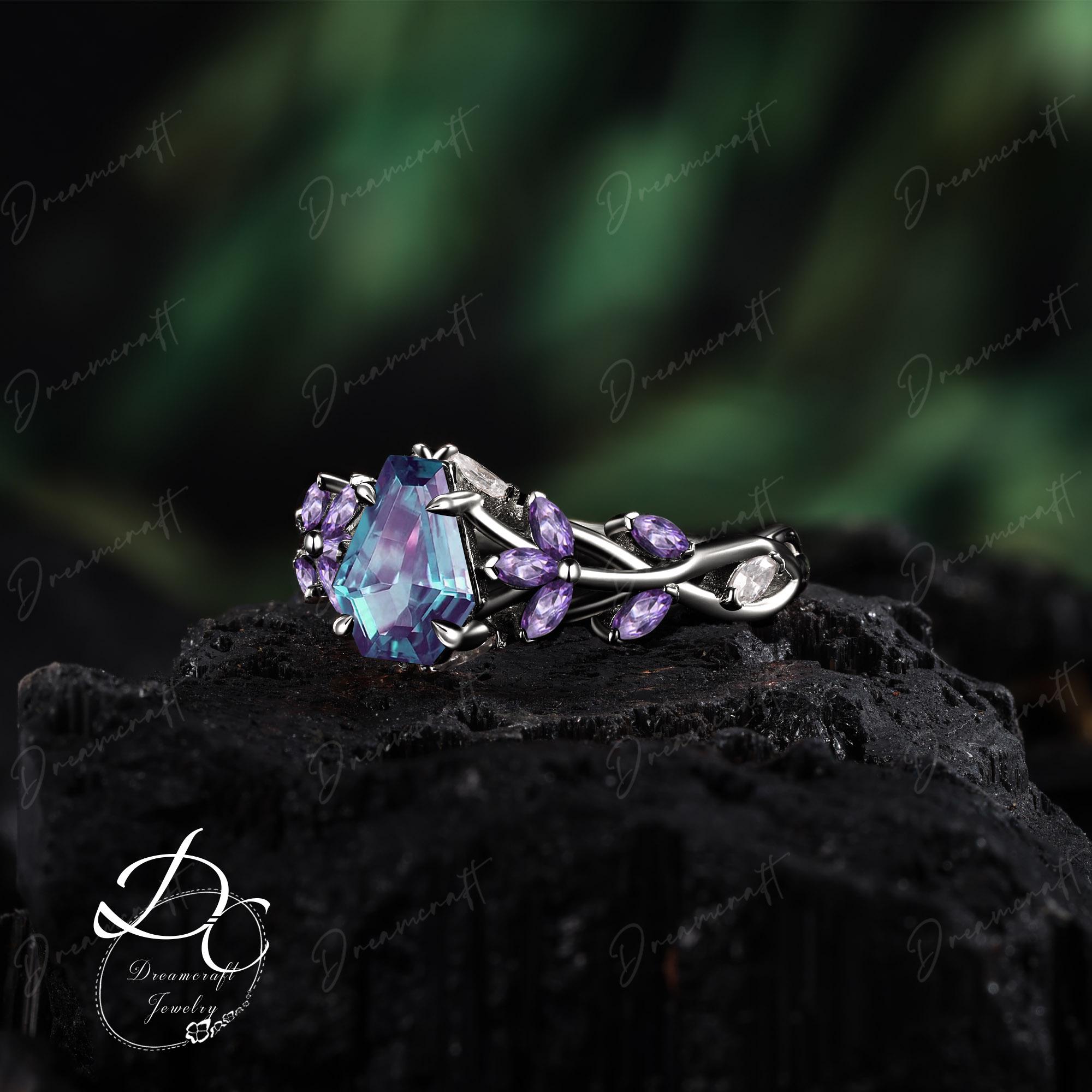 Gothic Coffin Cut Alexandrite Engagement Ring Nature Inspired Cluster Promise Ring Black Gold Art Deco Vintage Leaf Gemstone Ring Gothic Coffin Cut Alexandrite Engagement Ring Nature Inspired Cluster Promise Ring Black Gold Art Deco Vintage Leaf Gemstone Ring