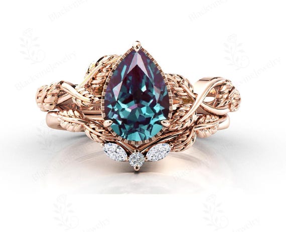 Vintage Alexandrite Engagement Ring Set For Women 14k Gold Alexandrite Antique 2 Piece Wedding Set Art Deco Vine Leaf Style Ring Set For Her