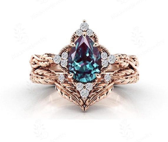 Vintage Alexandrite Gemstone Engagement Ring Set Art Deco Vine Leaf Style Ring Set 14k Gold Alexandrite 2 Pcs Wedding Ring Set Gift For Her