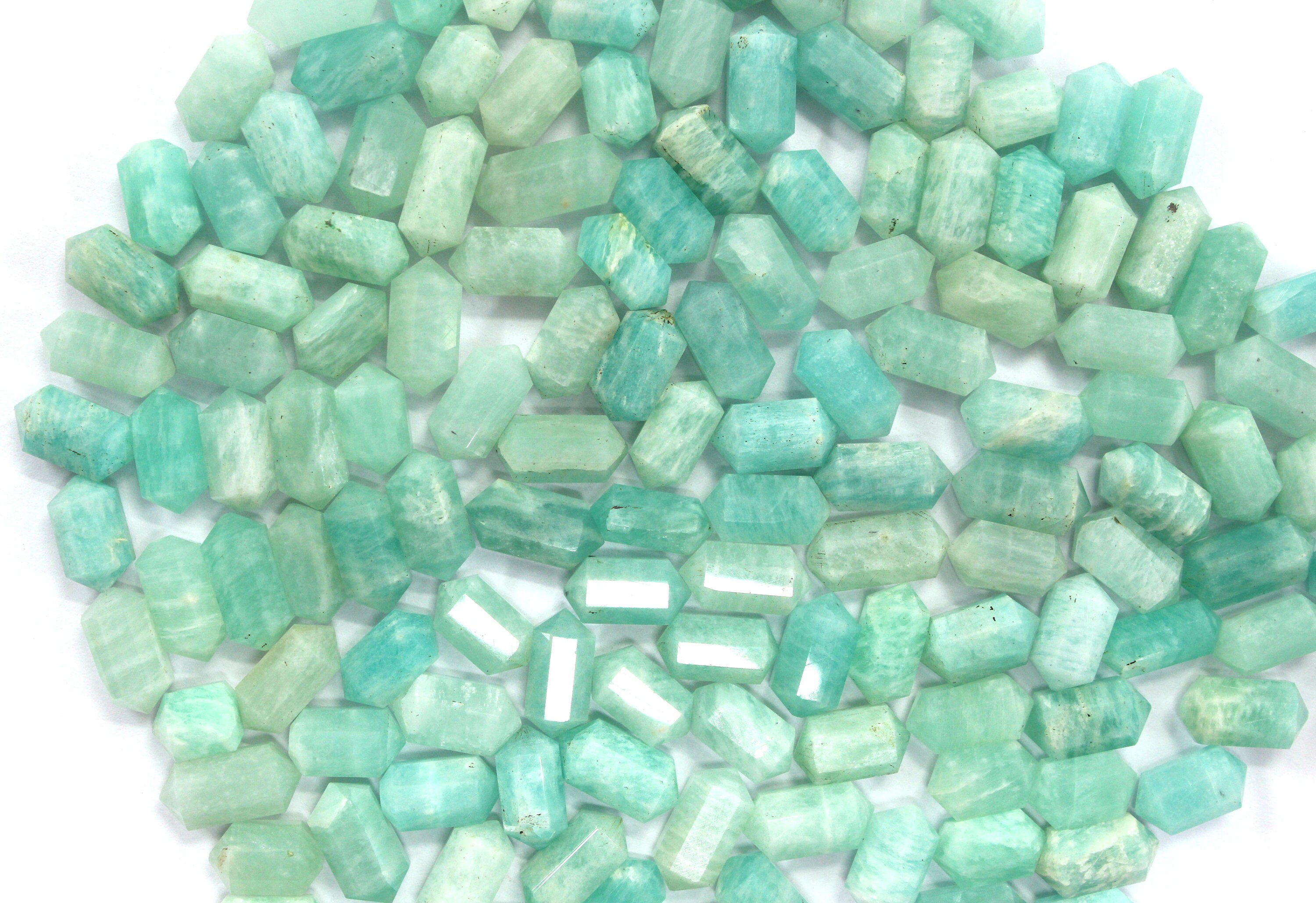5 Faceted Amazonite Pencil Beads: Double Terminated Gemstone (5x10 Mm) 5 Faceted Amazonite Pencil Beads: Double Terminated Gemstone (5x10 Mm)