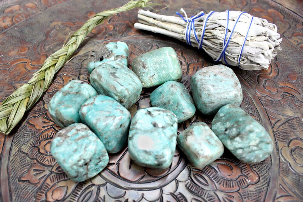Amazonite Tumbled Stone  - Energy Stone (rk37b8-05)